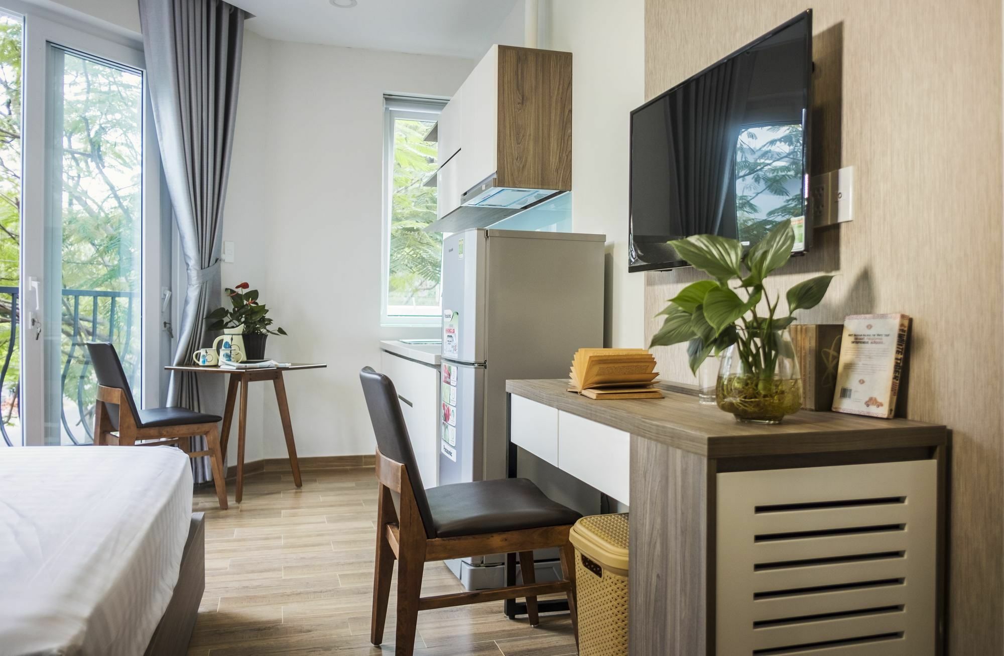 Spring Light Home Хошимин Экстерьер фото